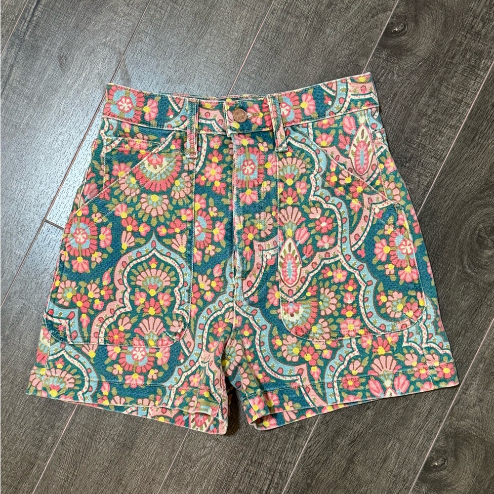Mother Denim - The Curbside Cargo Shorts - size 25 - Picture 2 of 16